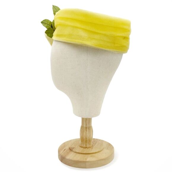 Vintage 1950s Lemon Yellow Pillbox Hat with Roses & Tulle Netting Union Made USA - Picture 10 of 14